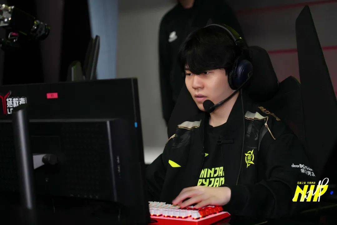 亚博-曼联引发争议！，Rookie官方宣布比赛规则变更新规气势如虹延续-亚博