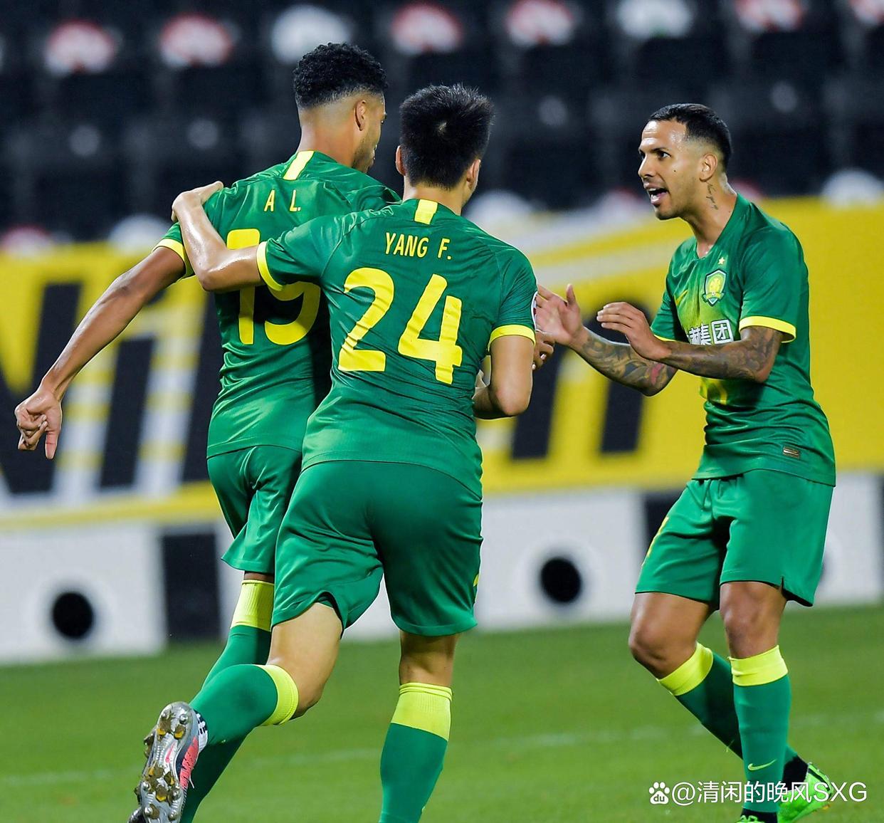 北京国安训练开放日；清晨篮板制胜引欢呼；欧篮联在即；球探报告显示潜力的简单介绍